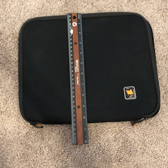 Laptop cover/protector - Picture 4 of 5